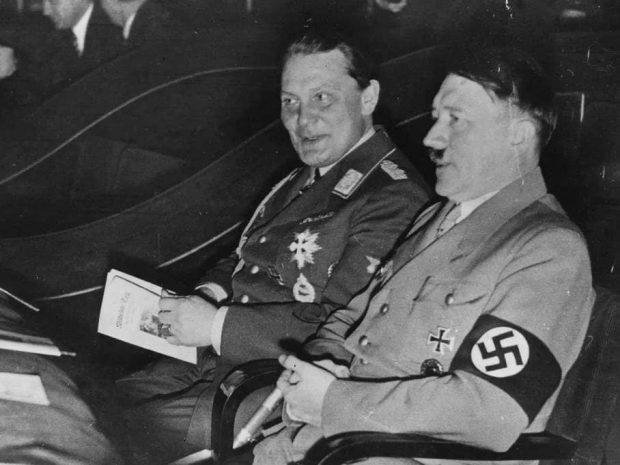 آدولف هیتلر و هرمان گورینگ