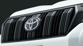 شاسی بلند Toyota Land Cruiser Prado Matte Black Edition