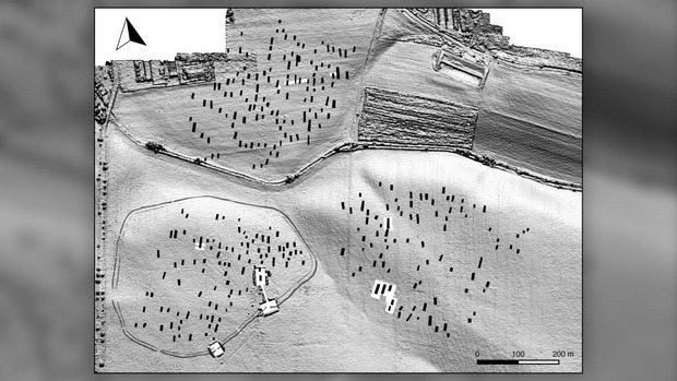 تصاویری از کشف یک گور دسته جمعی ۷هزار ساله!