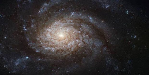 کهکشان NGC 3810