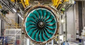 بزرگ ترین موتور هواپیما در جهان