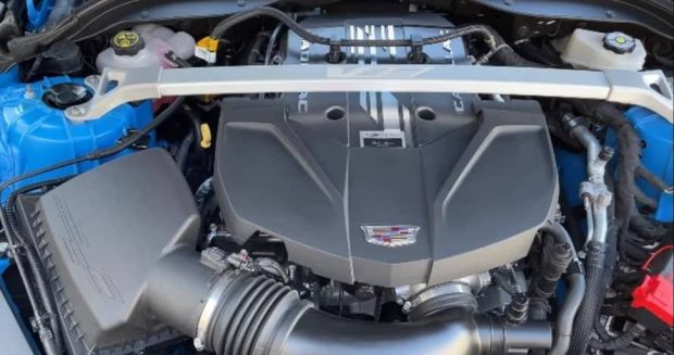 بهترین موتورهای 8 سیلندر آمریکا - کادیلاک بلک وینگ