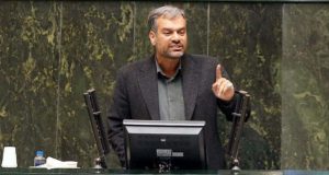اظهارنظر جنجالی نماینده مجلس در مورد ممنوعیت واردات آیفون به ایران