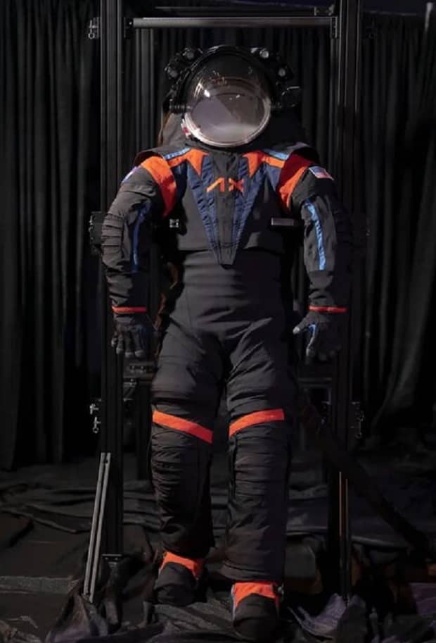 لباس فضایی آکسیوم - سیر تکامل لباس‌های فضایی