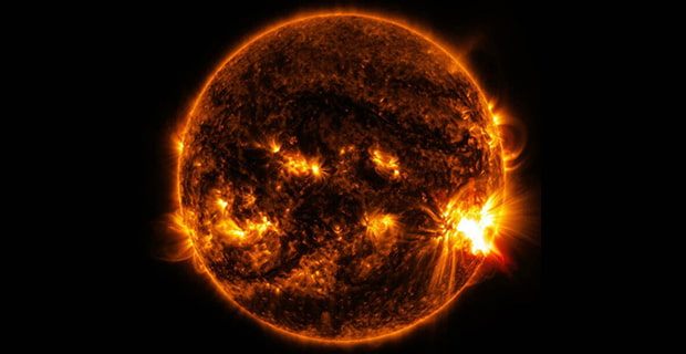 عکس خورشید واقعی در آسمان