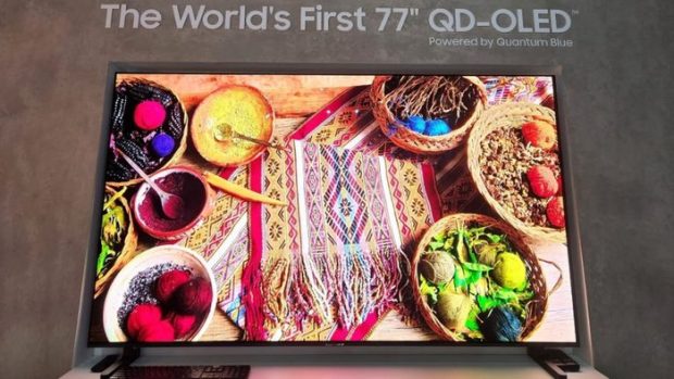 فناوری نمایشگر QD-OLED در تلویزیون ۷۷ اینچی سامسونگ