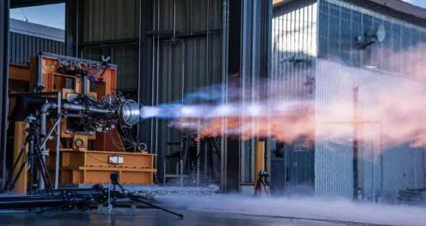 ساخت یک موتور موشک فضاپیما با سوخت پهن گاو