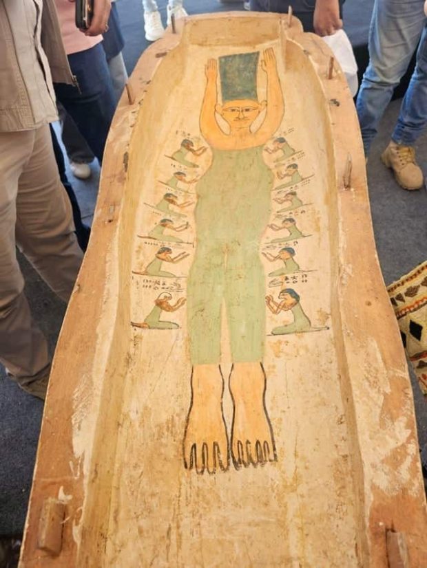 کشف تابوت عجیب در مصر
