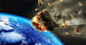برخورد سیارک ها به کره زمین