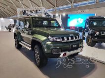 نمای جلو بایک BJ40 دیار خودرو در نمایشگاه خودرو تهران