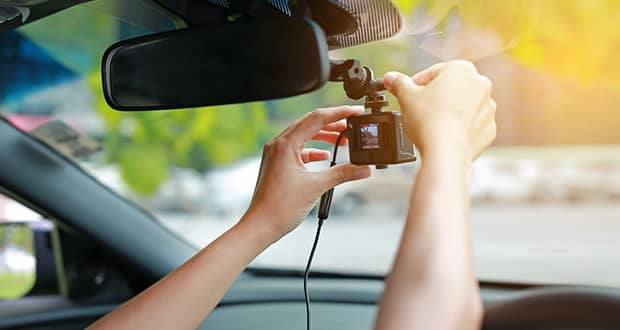 کاربردها و مزایای دوربین ثبت وقایع دشکم خودرو