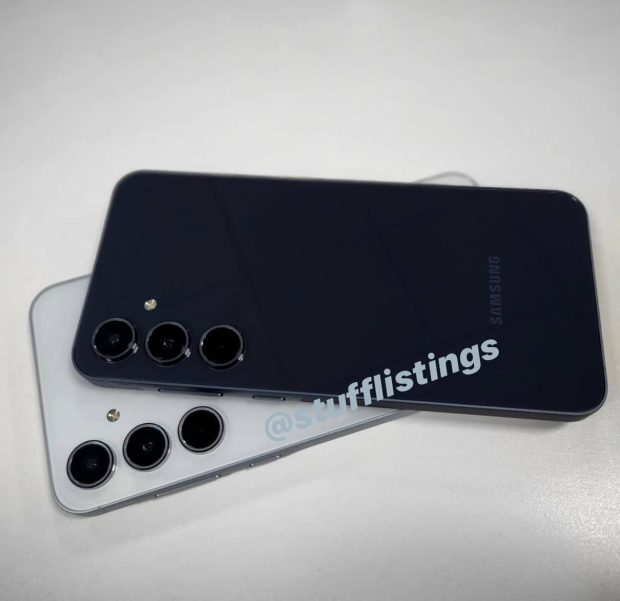 اولین عکس های واقعی گلکسی آ 55 (Galaxy A55)