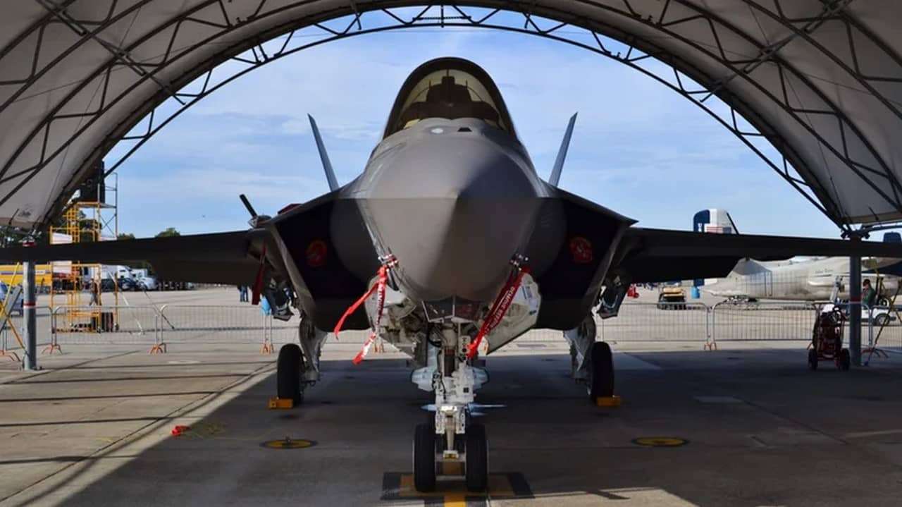 نگاهی به انواع مدل های جنگنده اف 35 (F-35) سلطان بلامنازع آسمان | گجت نیوز