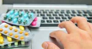 تاثیر فروش آنلاین دارو روی داروخانه های فیزیکی