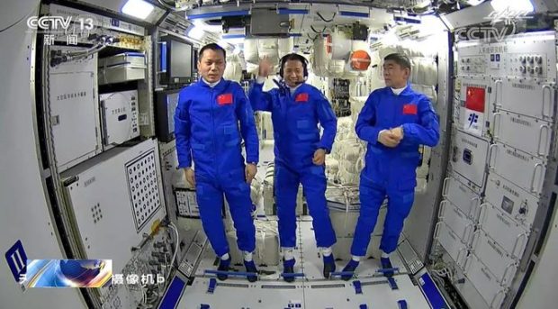 حمله زباله‌های فضایی به ایستگاه فضایی چین