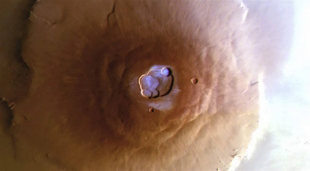 کشف آب در آتشفشان مریخ