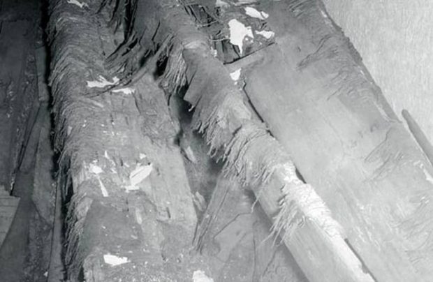تصویر ثبت شده از قطعات کشتی خوفو در سال 1954