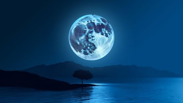 ماه آبی
