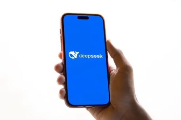 مقایسه هوش مصنوعی DeepSeek با ChatGPT - 3