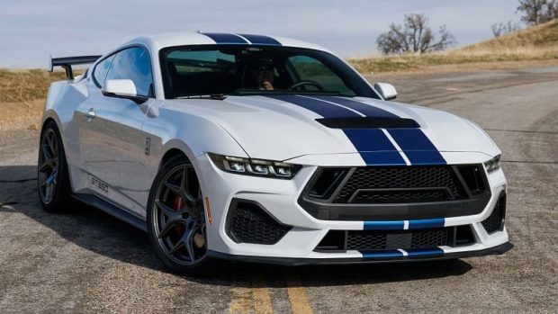 نمای جلو موستانگ شلبی GT350