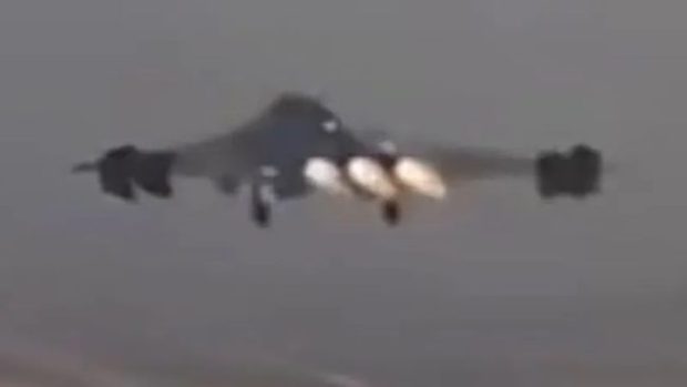 جنگنده بی‌دم J-36 چین