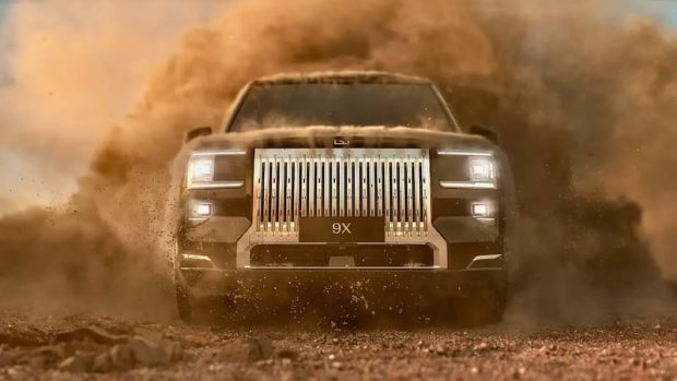 نمای جلو شاسی بلند زیکر 9X