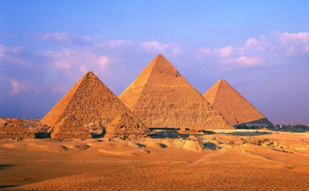 ارتباط شگفت‌انگیز بین اهرام مصر و تمدن‌های بیگانه فضایی