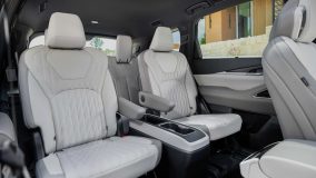 نمای کابین اینفینیتی QX60 مدل 2026
