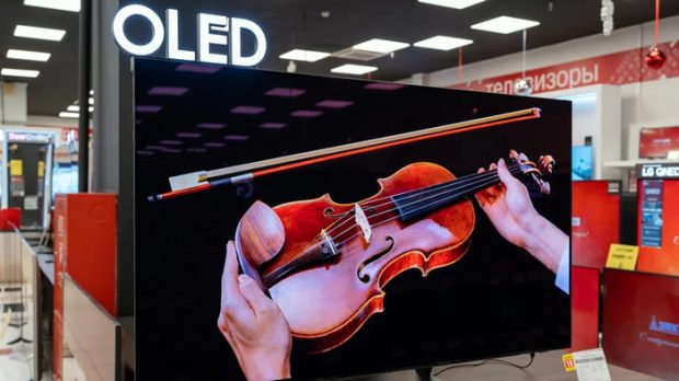 مقایسه تلویزیون OLED و QLED 