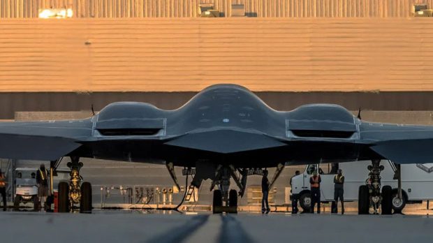 بمب افکن بی ۲ اسپریت (B-2 Spirit)