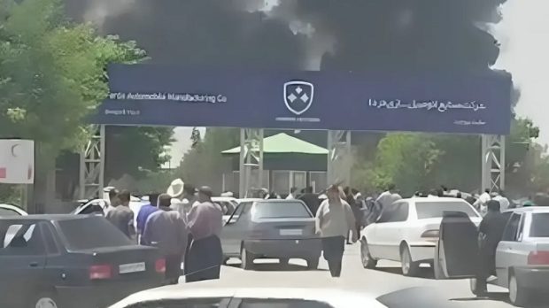 حمله موشکی اسرائیل به کارخانه فردا موتورز