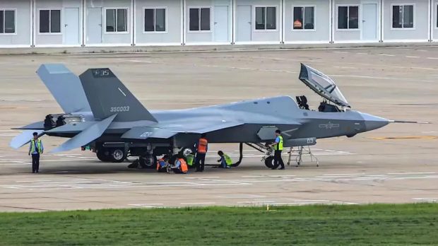 جنگنده J-35 چین