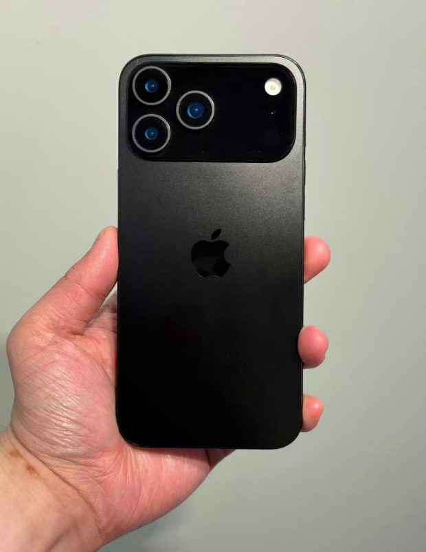 تصاویر لو رفته آیفون 17