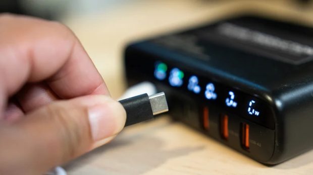 درگاه usb