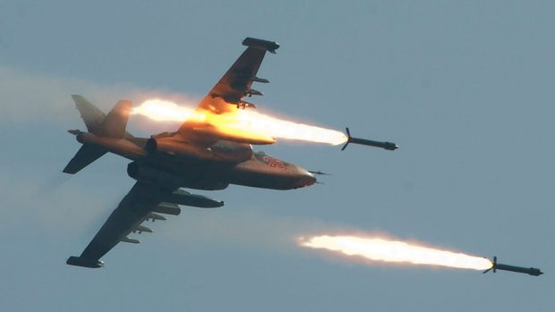 جنگنده سوخو ۲۵ (Su-25)
