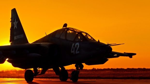 جنگنده سوخو ۲۵ (Su-25)