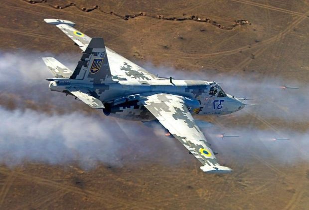 جنگنده سوخو ۲۵ (Su-25)