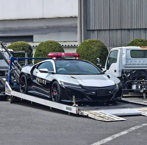 هوندا NSX در خدمت پلیس ژاپن