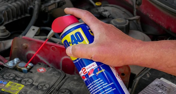 اسپری WD-40