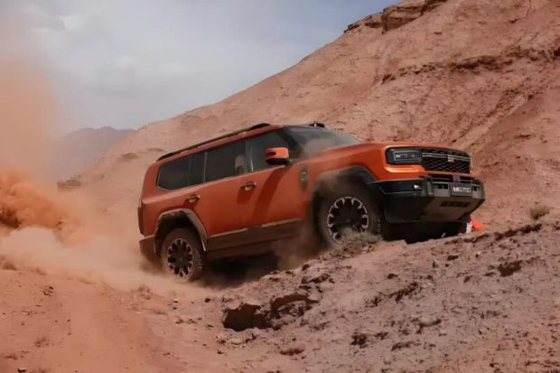 شاسی بلند جتور Zongheng G700