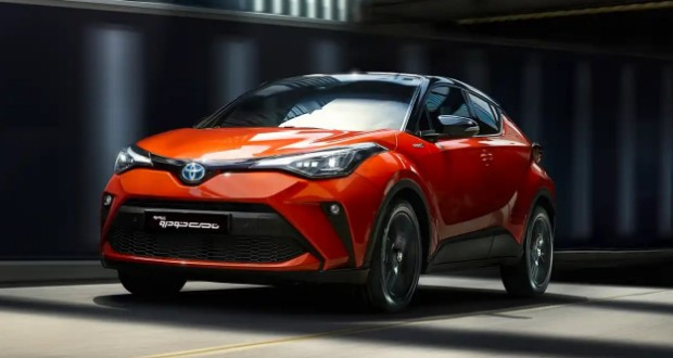 قیمت تویوتا C-HR مدل 2025