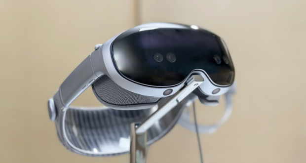 ویوو با هدست ویژن اکسپلورر ادیشن وارد دنیای واقعیت ترکیبی شد