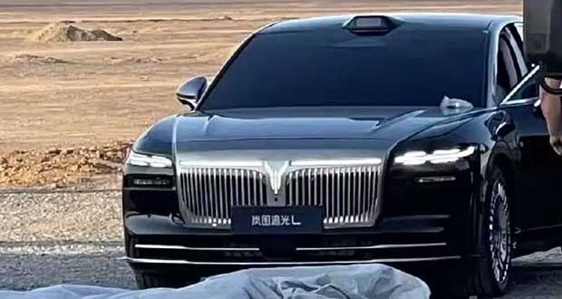 خودرو وویا پشن L