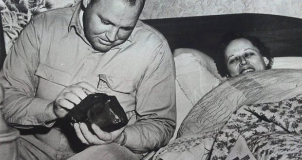 برخورد شهاب سنگ