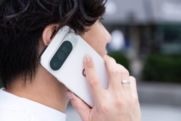 بررسی طراحی و امکانات پیکسل ۱۰ پرو