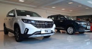 قیمت خودرو در بازار