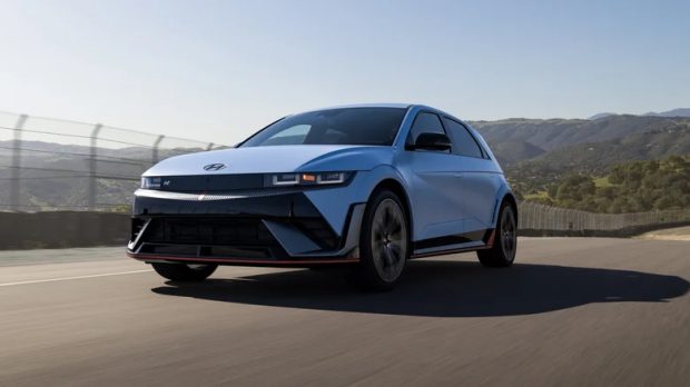 بیشترین شتاب شاسی بلند