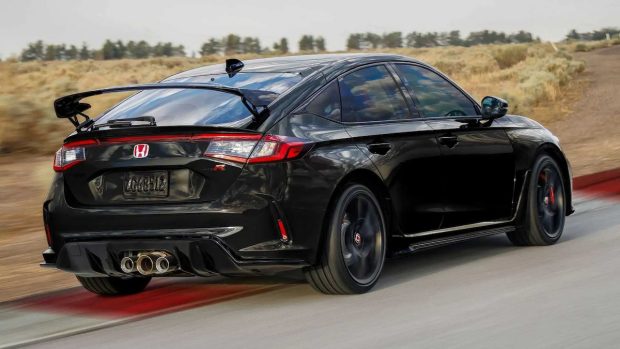 نمای جلو هوندا سیویک تایپ R 