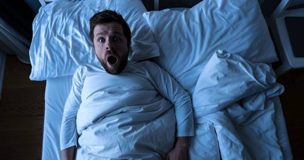 حس سقوط در خواب