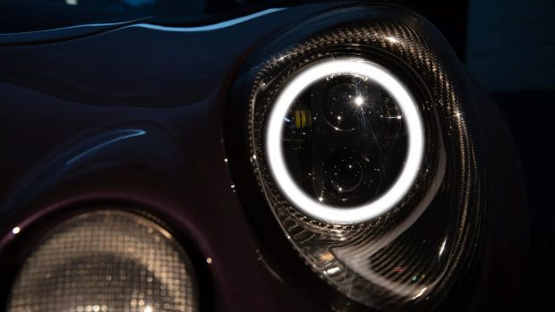 طراحی چراغ لوتوس الیزه S1